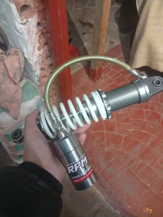 Suspensión amortiguador trasero de beta rrt