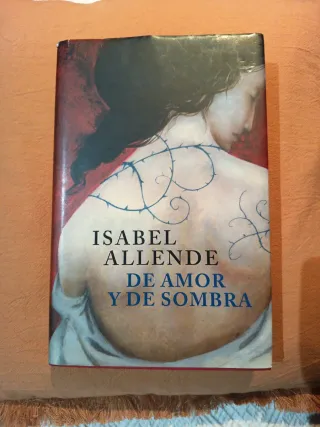De amor y de sombra (Éxitos) (Spanish Edition)