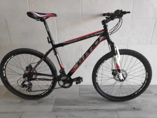 Bicicleta B-PRO M200