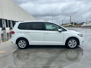 Volkswagen Touran 2021