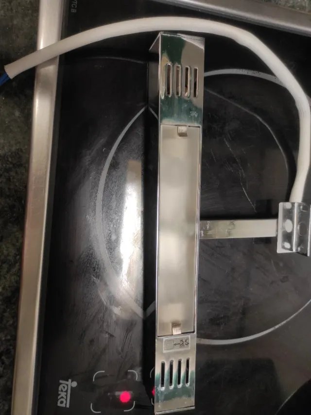 Aplique espejo cristal y metal