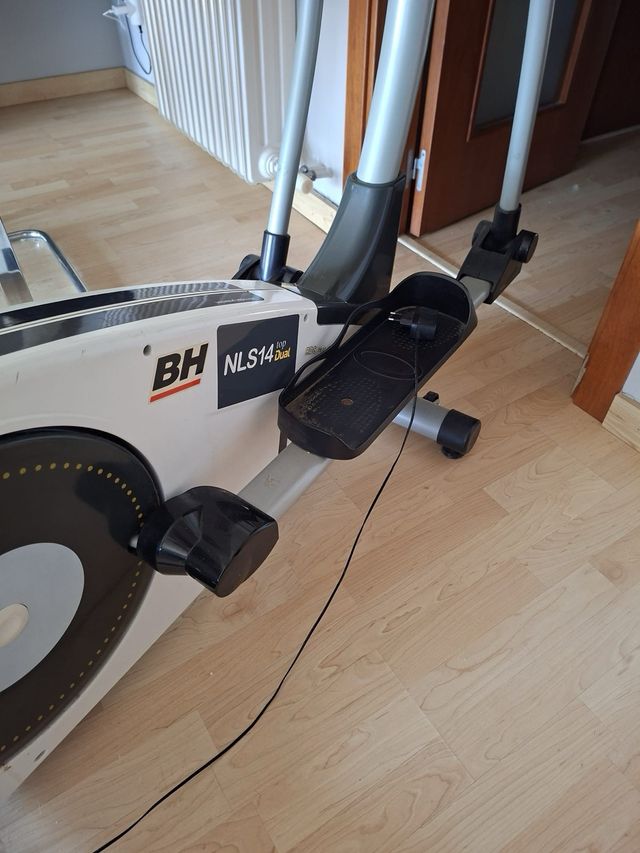 Bicicleta Elíptica BH NLS14