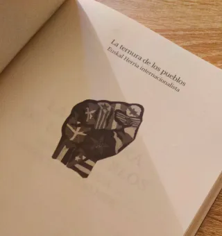 La ternura de los pueblos Euskal Herria interna...