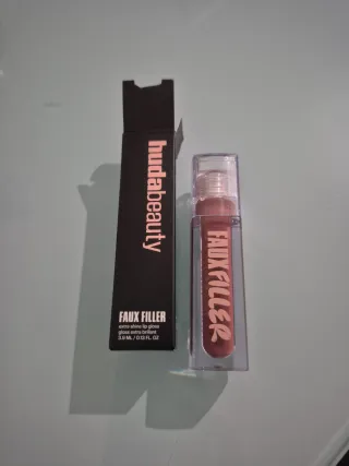 Huda Beauty Faux Filler Gloss 