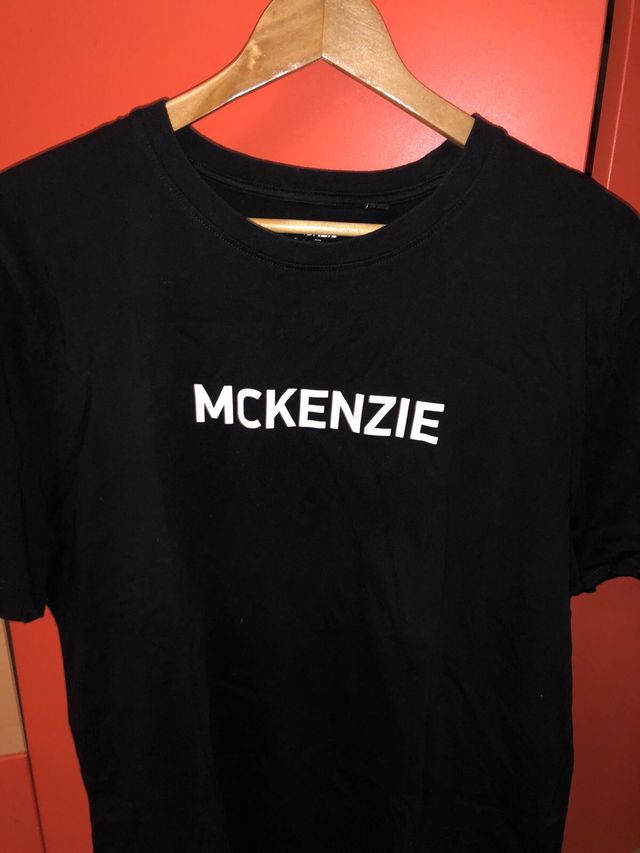 Camiseta McKenzie Negra