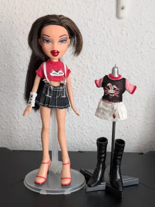 Bratz Funk Out Dana Muñeca