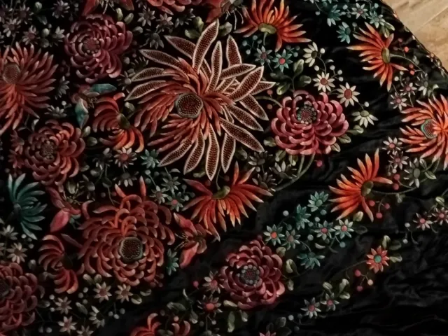 Antiguo Mantón Manila Bordado a Mano cantones