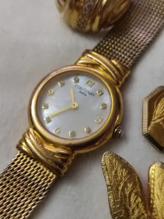 Set di gioielli, orologi, anelli, oggetti decorativi 
