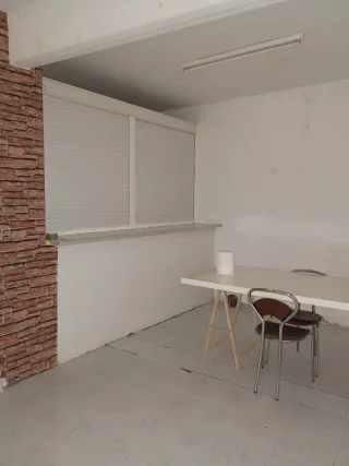 Local  280m² PARTICULAR