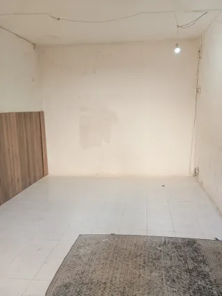 Local  280m² PARTICULAR