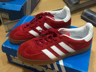 Adidas Gazelle Rojas Talla 40