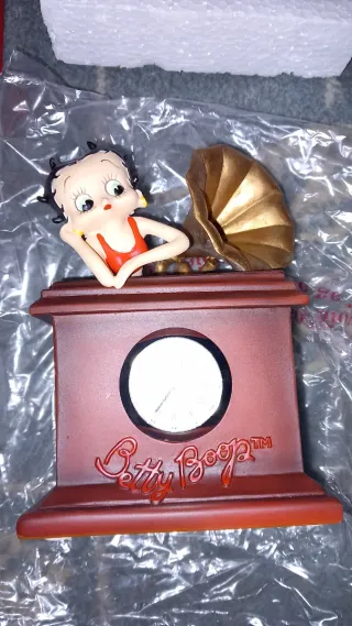 Figura Betty Boop con Gramófono 2007