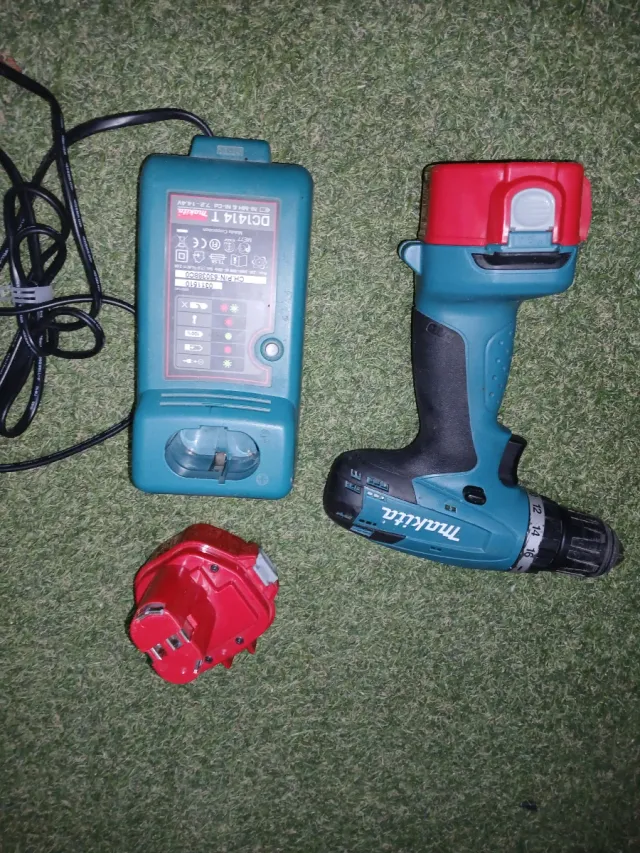 Taladro Atornillador Makita 6271D 12V