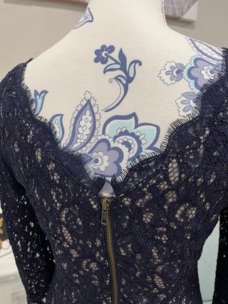 Vestido encaje azul marino talla 38