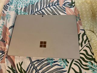 Microsoft Surface Pro 7+