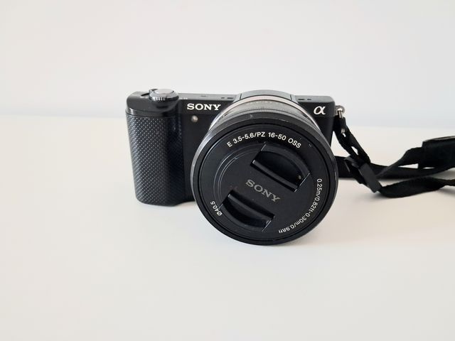 SOLO 2806 DISPAROS Cámara Sony A5000