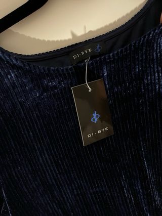 Vestido de terciopelo azul nuevo 