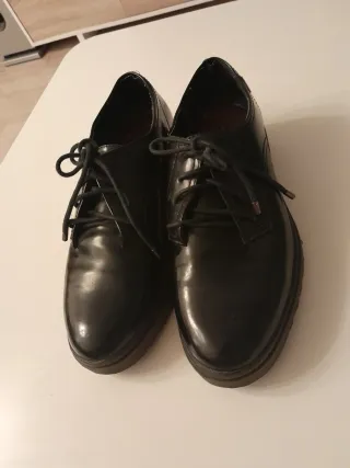 Zapatos negros de mujer
