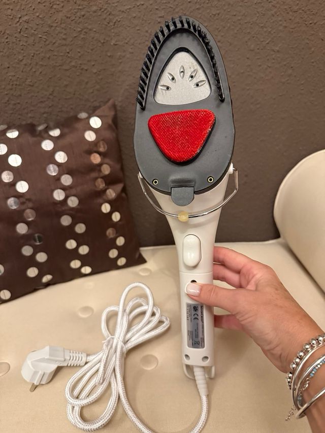 Cepillo de vapor portátil