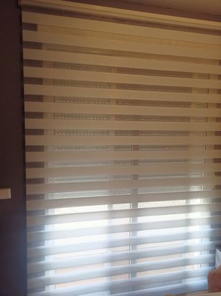 Estor Día y Noche gris/blanco