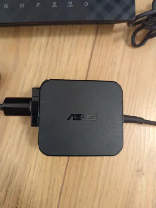 Router Asus WiFi AC1900u