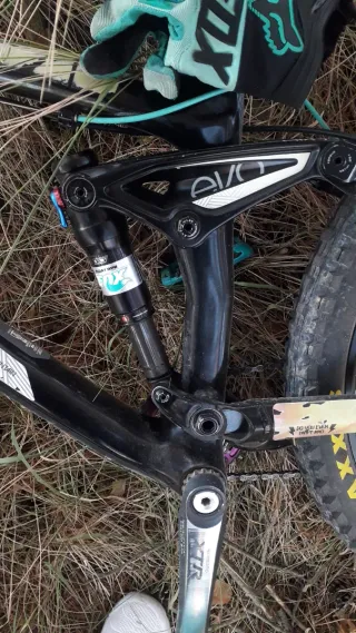 Bicicleta Trek de Carbono Enduro/Descenso