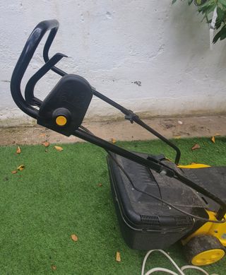 Cortacésped eléctrico