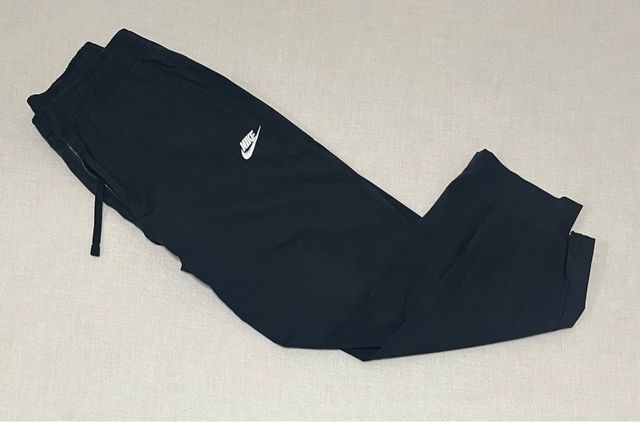 Pantalón Nike Negro Recto