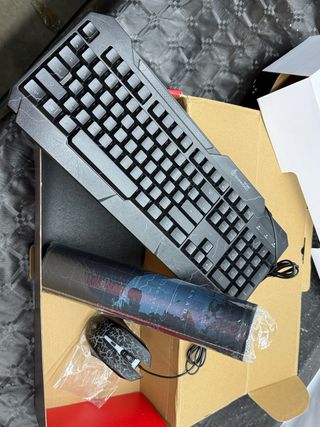 Kit Gaming Tastiera Mouse Tappetino