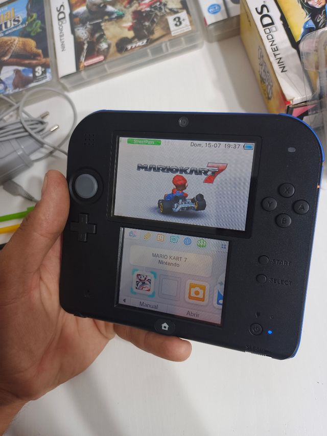 Nintendo 2DS Azul + 19 Juegos