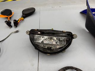 Faro delantero Yamaha TZR