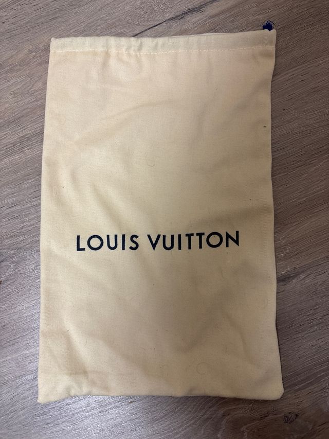 Funda Louis Vuitton Beige