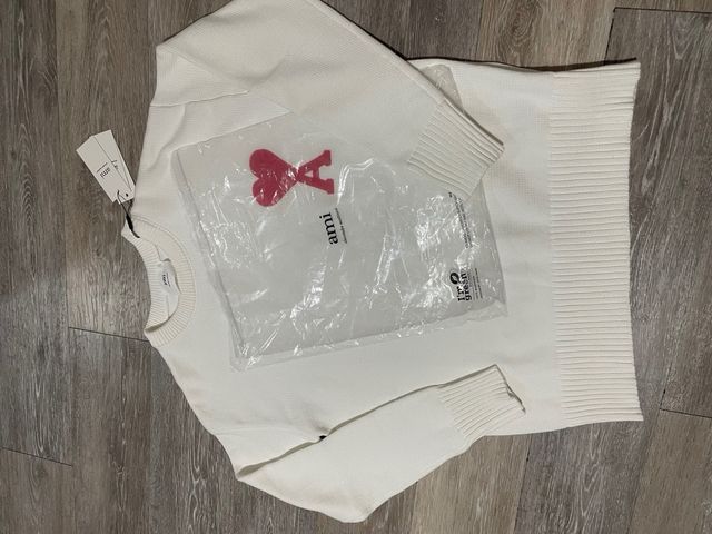 Jersey Ami Paris Corazón Rojo Talla L