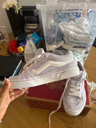 Zapatos Vans Caldrone Morado y Blanco