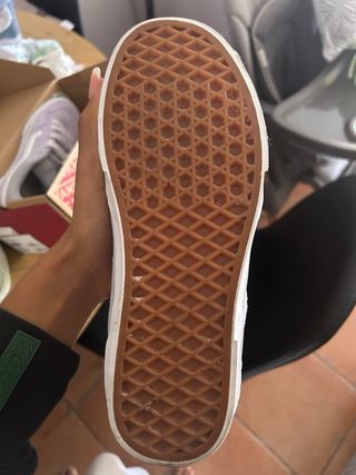 Zapatos Vans Caldrone Morado y Blanco