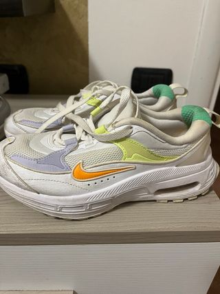 Scarpe Nike Donna Arancioni e Bianche