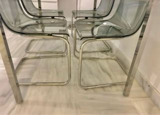 Set de 4 sillas transparentes