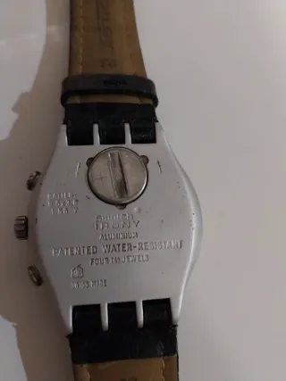 Reloj Swatch Irony Negro/Plata. Pila recién puesta