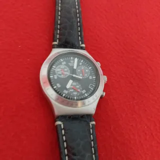Reloj Swatch Irony Negro/Plata. Pila recién puesta