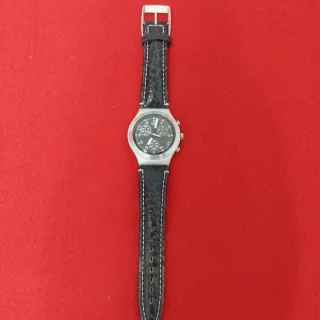 Reloj Swatch Irony Negro/Plata. Pila recién puesta