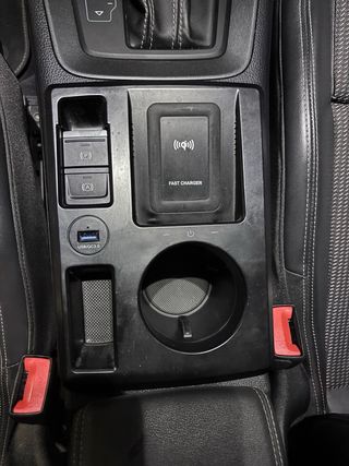 Cargador Inalámbrico Coche Compatible con Audi Q3