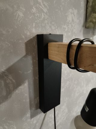 Aplique de pared madera y metal
