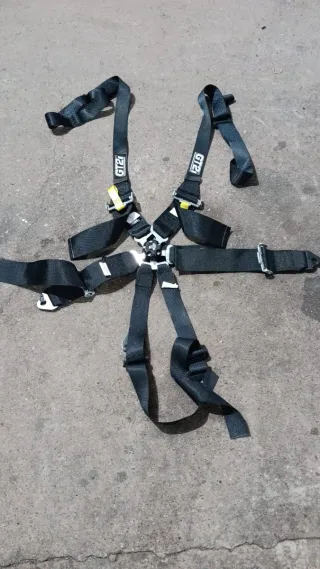 Pareja arneses rallye GT2I