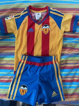 Equipación Valencia CF Talla 1-2