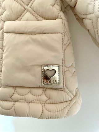 Giacca bambina Mayoral trapuntata cuori beige