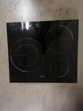Placa vitrocerámica Zanussi con poco uso