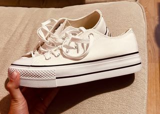 Converse Chuck Taylor Lift Canvas Low Blancas