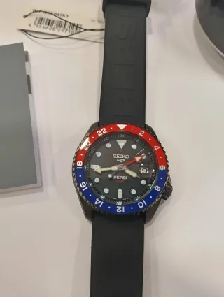 Seiko Pepsi GMT SSK047 Edición Limitada