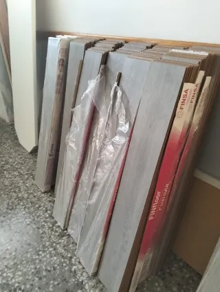 Parquet Flotante Toni Gris - 35m²