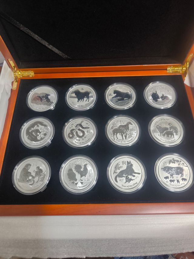 Colección Monedas Plata 1 Onza LUNAR II